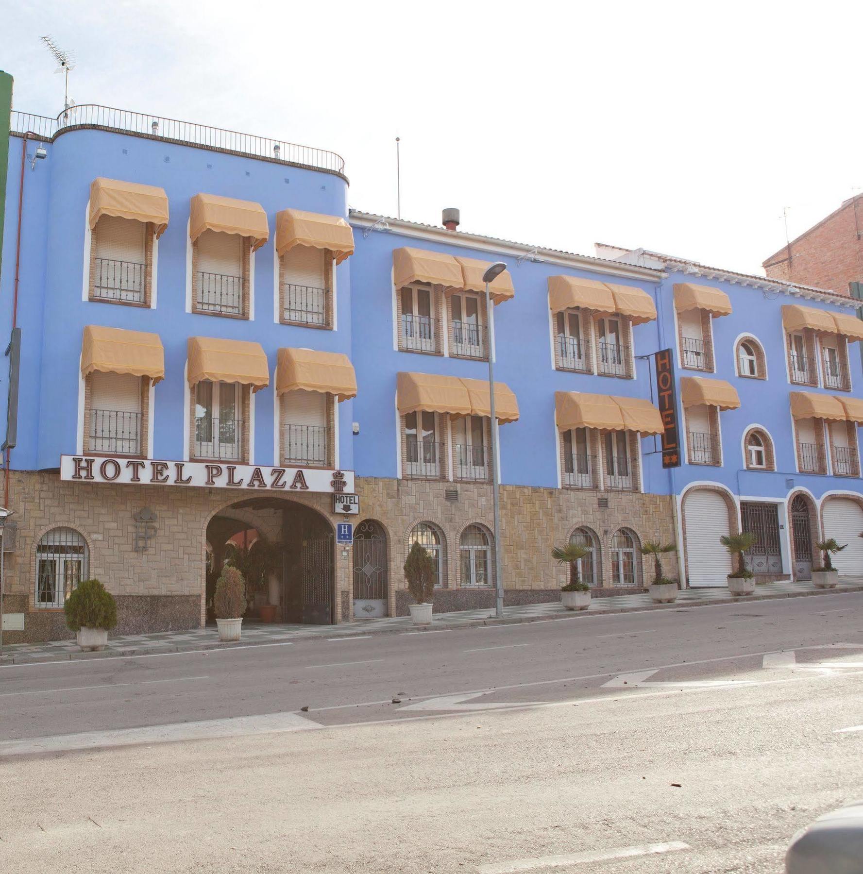 Hotel Plaza Manjon Villanueva Del Arzobispo Exterior foto